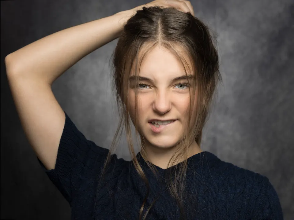 Manon Maindivide - headshot 2
